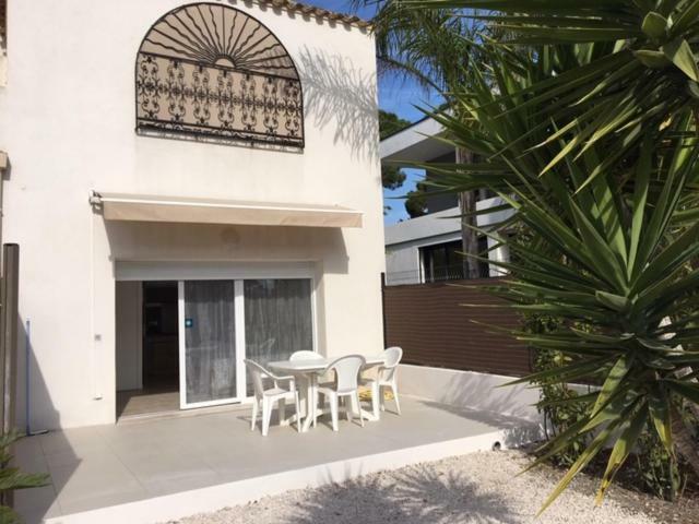 Appartements Les Pesquiers Hyeres Plage Exterior foto